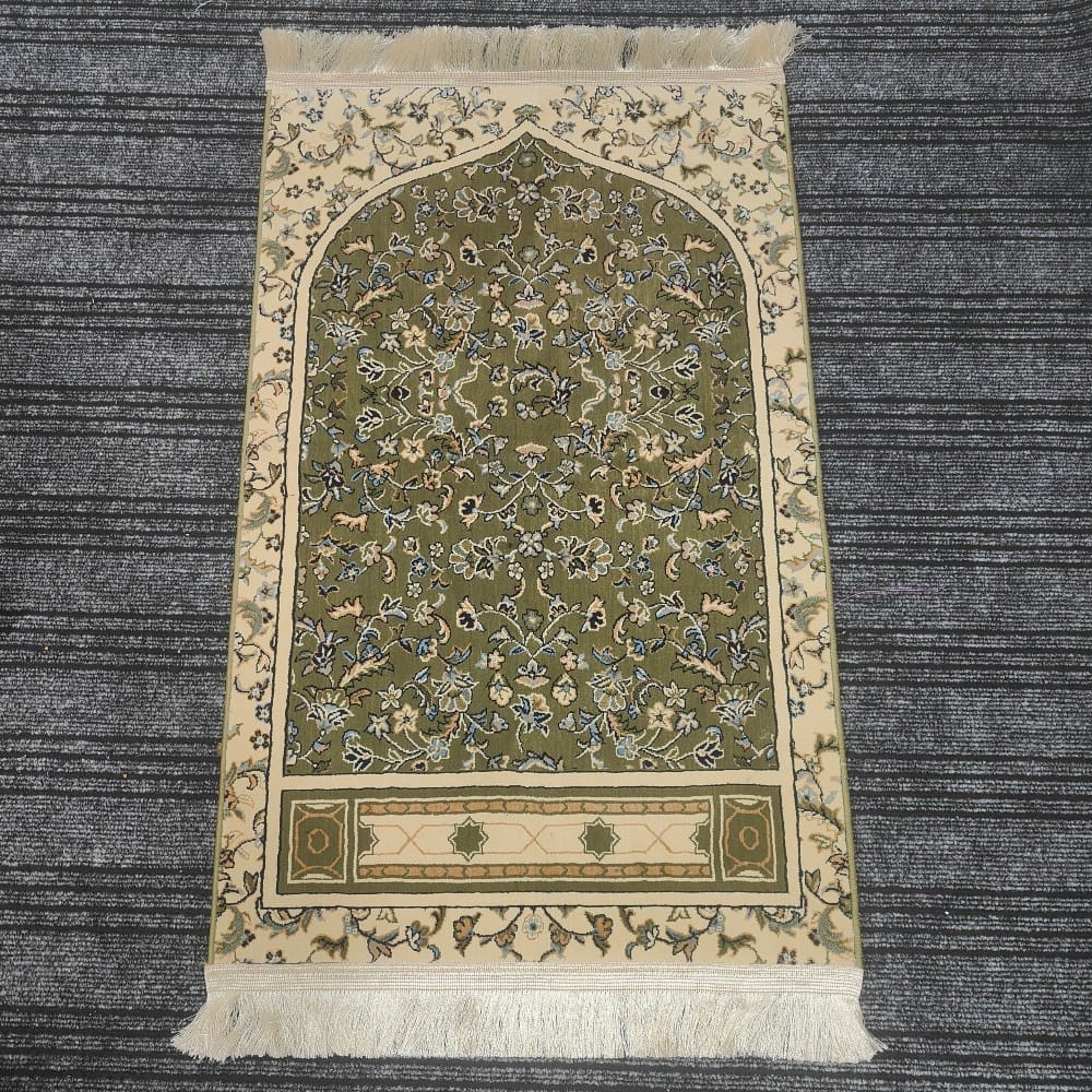 Madina Made Prayer Mat 8 mm - Image 2